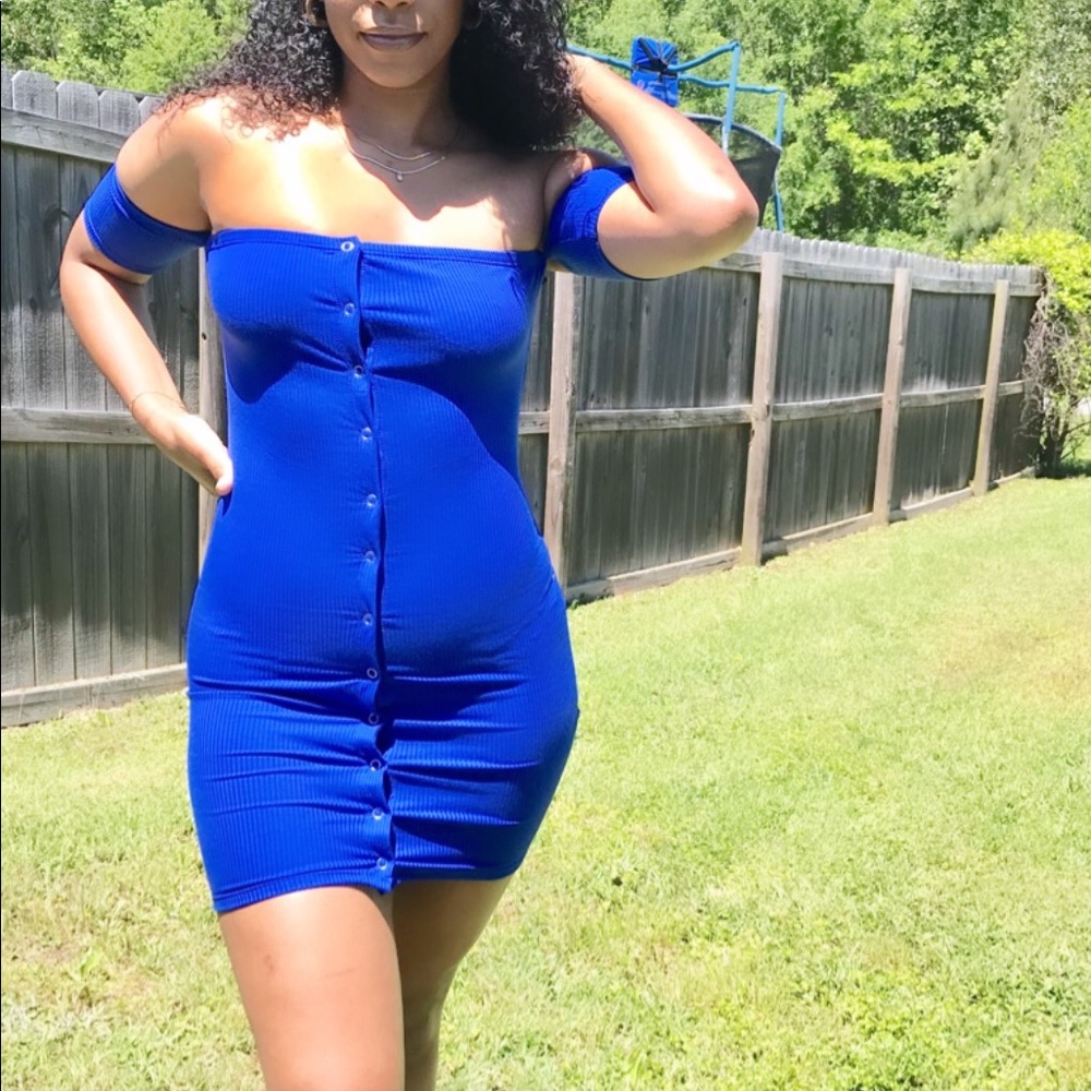 Forever 21 bodycon off the shoulder dress